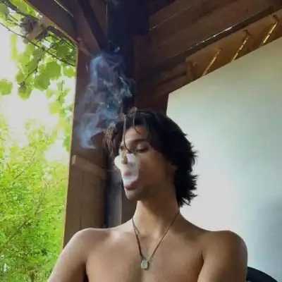 通薏冉
